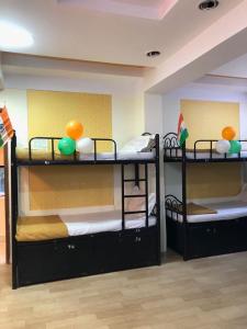 Bandra Dormitory Only for indian male