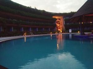 Uday Suites - The Airport Hotel