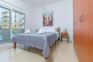 Central Luxurious Apartments Close to the Sea