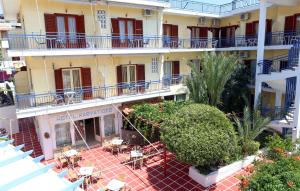 Hotel Karyatides Aegina Greece