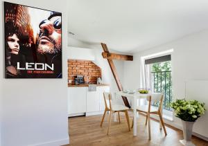 Cinema Apartments