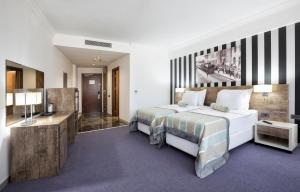 Twin Room with Two Twin Beds room in Ramada Hotel by Wyndham Edirne