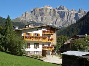 1 hvězdičkový hotel Albergo Majorka Canazei Itálie