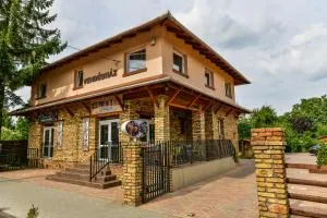 Toscan Panzió - Inárcs