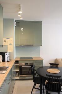 SHOQ STUDIO nice apartment with private parking