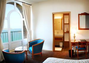 Hotels Le Manoir Du Sphinx : Chambre Double - Vue sur Mer