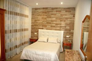 Double Room with Private Bathroom room in Hostal Restaurante Grela