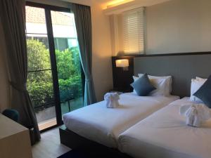 La Playa Beach Front Pool Villa Cha-am,Huahin