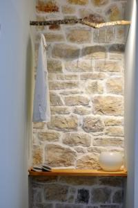 Paxos Fairytales Lovenest 1