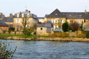 Hotels Logis Auberge De La Selune : photos des chambres