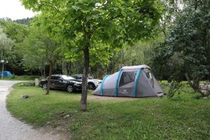 Campings Camping La Ferme de Castellane : photos des chambres