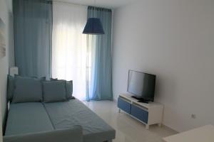 New Apartment near metro Larissis in the centre of Athens