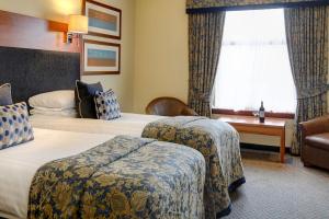 Executive Twin Room room in Best Western Garfield House Hotel