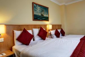 Quadruple Room room in Best Western London Highbury