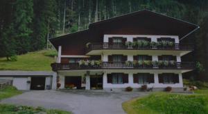 Pansion Pension Waltraud Innerkrems Austria