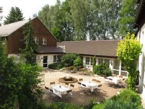 Land-gut-Hotel Zur Lochmühle - Gerstenberg