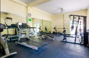 CHATEAU ELYSSE a4 near SM Mall,AIRPORT Wifi