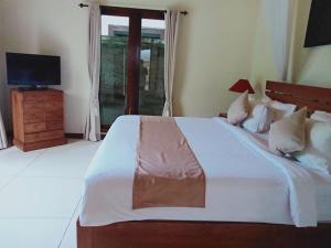 Family 4 bed room villa private pool