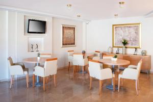 Karalis City Hotel Messinia Greece