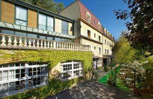 Hotels Hotel Restaurant Plaisance-Piscine couverte et chauffee- Proche Sarlat- : photos des chambres