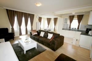 Apartment Dibonas Lux