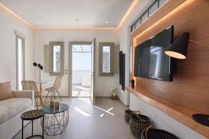 Phos The Boutique Santorini Greece