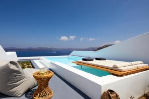 Honeymoon Suite with Infinity Heated Private Pool