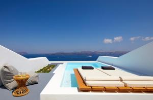 Phos The Boutique Santorini Greece