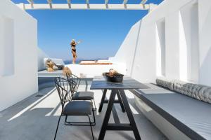 Phos The Boutique Santorini Greece