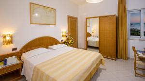 Standard Double or Twin Room room in Ecoresort Le Sirene - Caroli Hotels