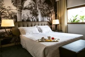 Deluxe Double or Twin Room room in Hotel Federico II Central Palace