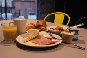 Staycity Aparthotels Rue Garibaldi photo 24