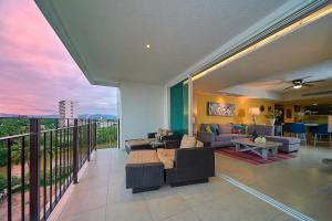 Luxury ocean view one bedroom two bathrooms