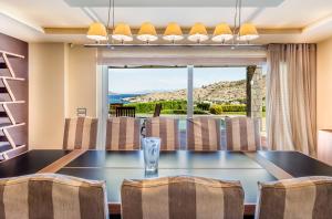 Analisa Luxury Villa