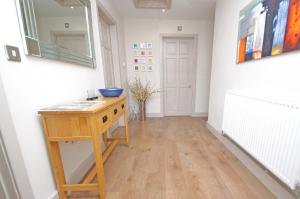 FREE Parking, Stylish and Spacious Bungalow