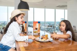 hotel lp equipetrol
