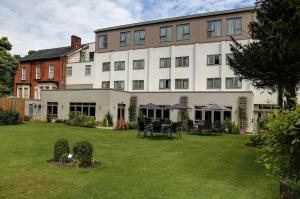 Best Western Plus Pinewood Hotel, Manchester Airport South Handforth