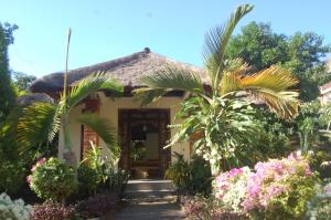 Star East Bungalows