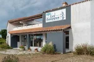 Hotel Les Esseppes - LʼÉpine