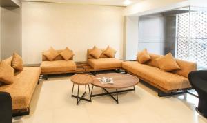 Treebo Elite Residency - 2 kms from Railway station