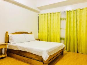 Cedar Peak Condominium