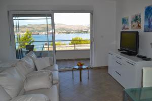 Apartments Oklopčić