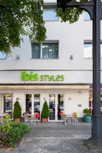 Ibis Styles An Der Oper hotel, 
Berlin, Germany.
The photo picture quality can be
variable. We apologize if the
quality is of an unacceptable
level.