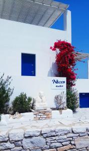 Nicos Studios & Apartments Paros Greece