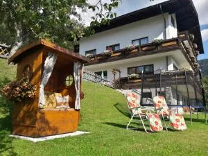 Frühstückspension Rötelstein - Hierzegg