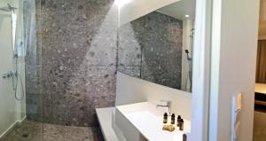 Studio Apartment with Sea View