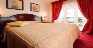 Deluxe Suite with Balcony room in Arbiana Heritage Hotel