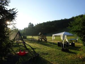 Maisons de vacances Les Gites Accromagnon, Climatisation : photos des chambres