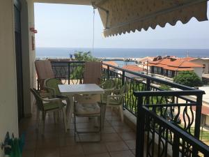 Νέα Σκιώνη, Χαλκιδικής - 4hvězdičkové hotely ve městě Nea Skioni