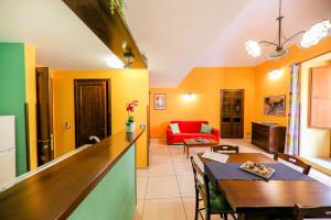Appartamento con 2 Camere da Letto e Balcone (4 Adulti)